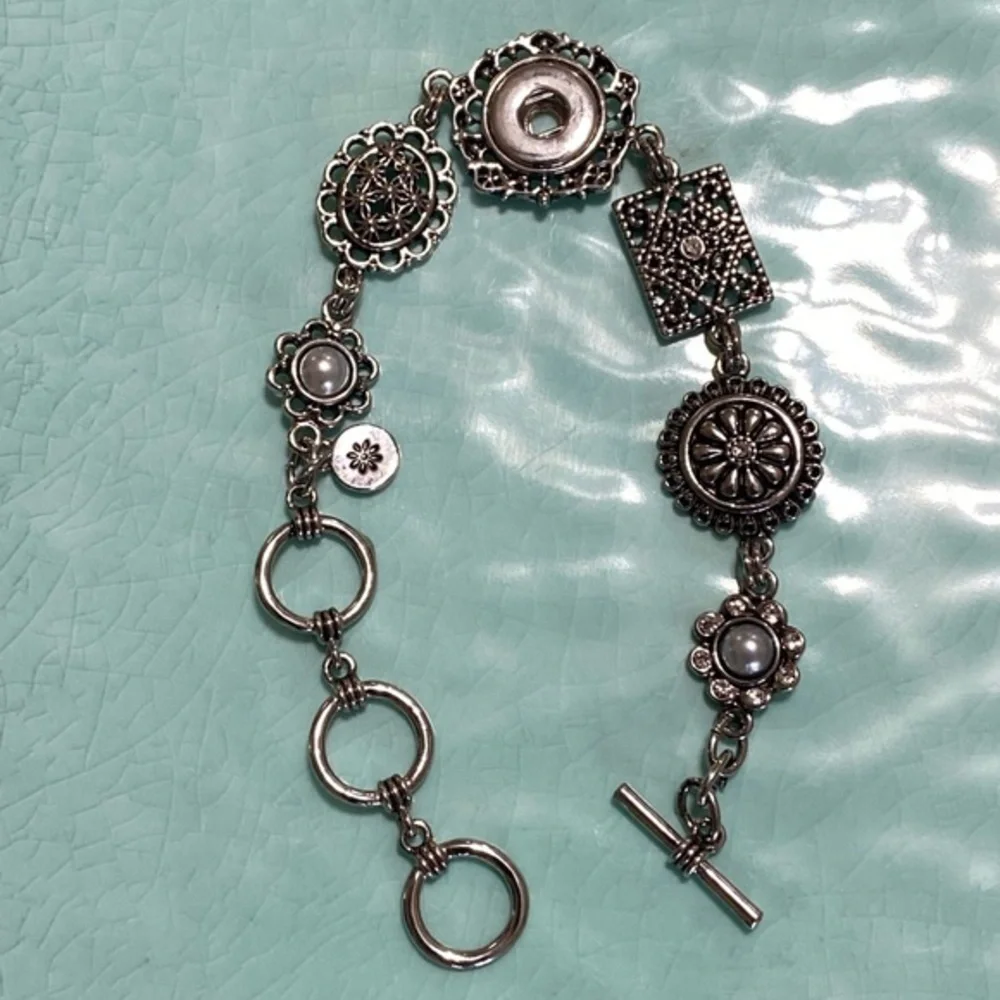Ginger Snaps Silver Poetic Bracelet (Petite Snaps)